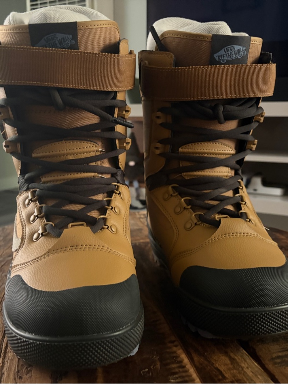 Vans Luna Ventana woman’s size 8